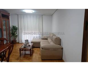 Sala d'estar de Pis de lloguer en  Almería Capital amb Aire condicionat, Terrassa i Moblat