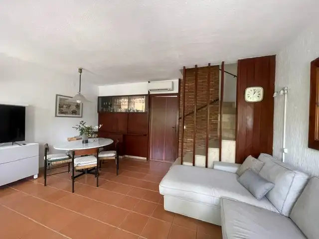 Sala d'estar de Casa adosada de lloguer en Alicante / Alacant amb Aire condicionat, Calefacció i Terrassa