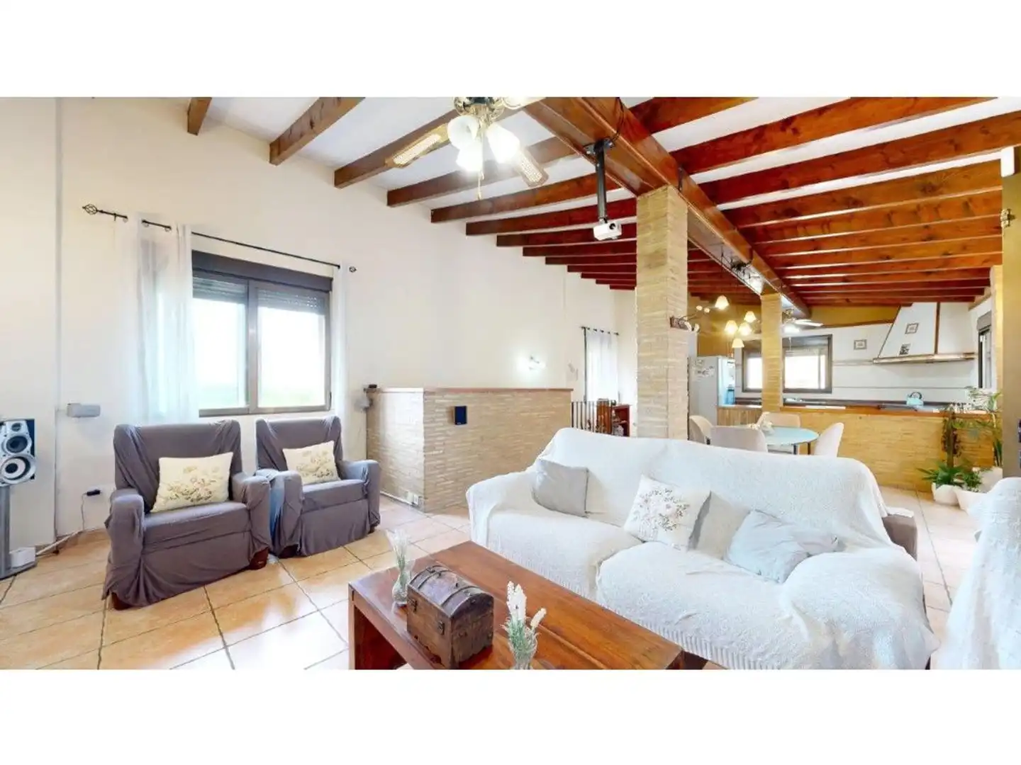 Sala d'estar de Casa o xalet en venda en Tavernes de la Valldigna amb Terrassa i Piscina