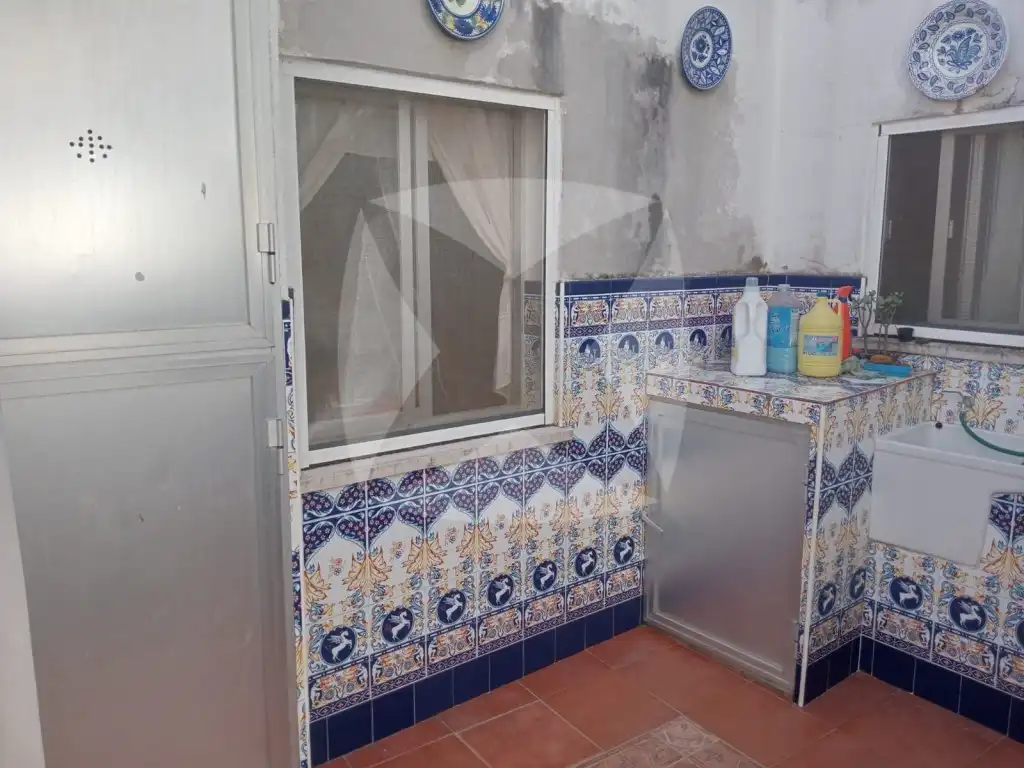 House with balcony for sale in Calle Cespedes, imagen 31