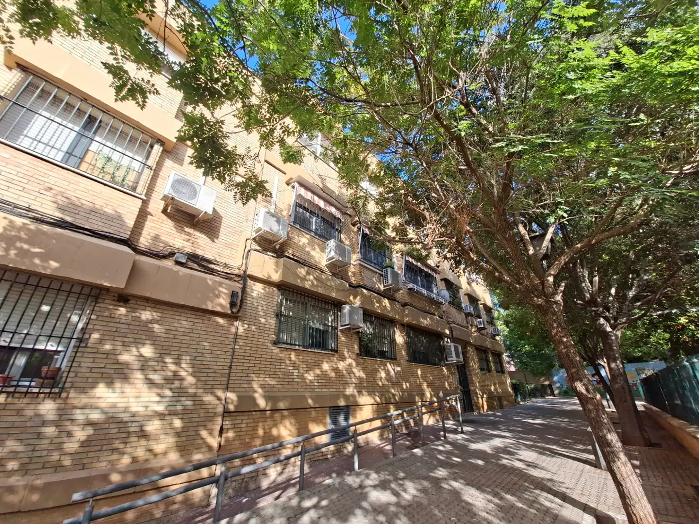 Flat for sale in Plaza Poeta Miguel Hernández