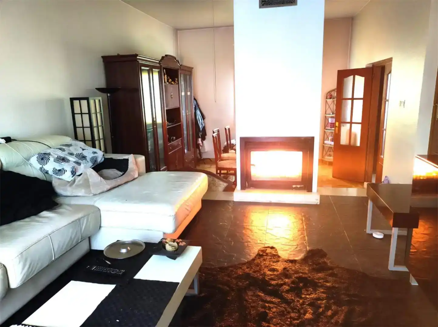 Sala d'estar de Casa adosada en venda en Galar amb Balcó