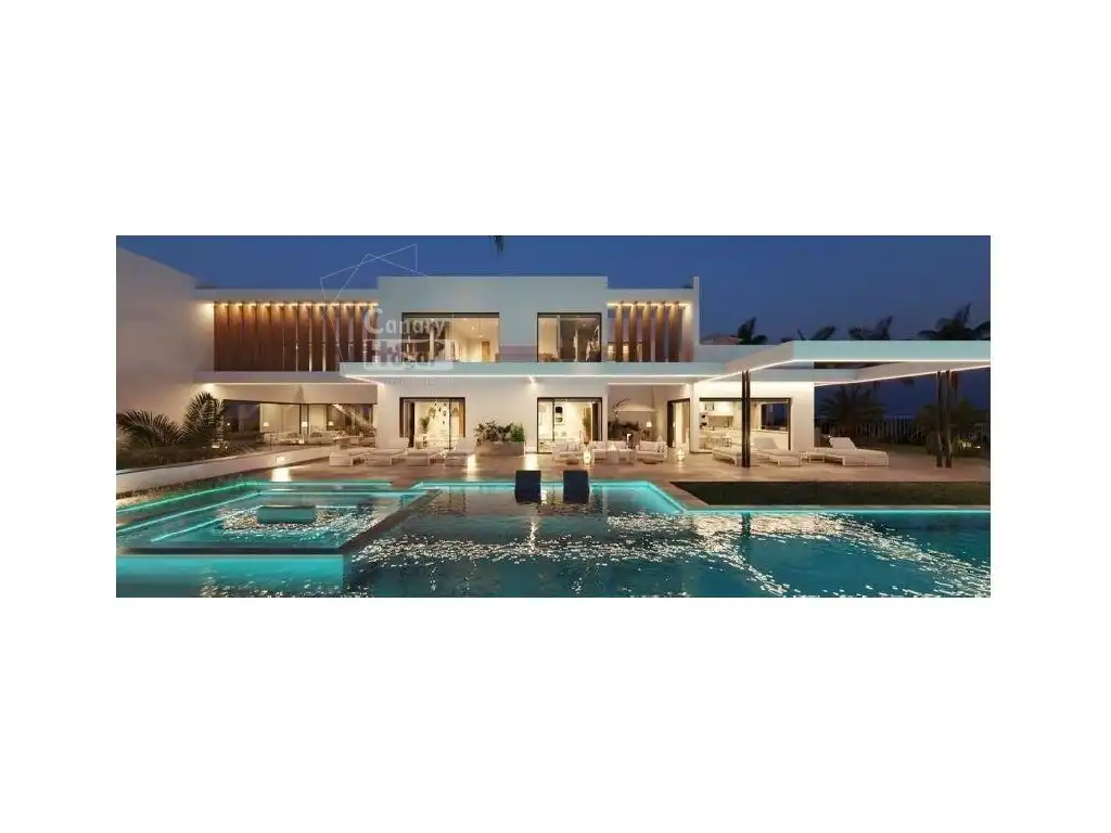 Schwimmbecken von Residential zum Verkauf in Adeje