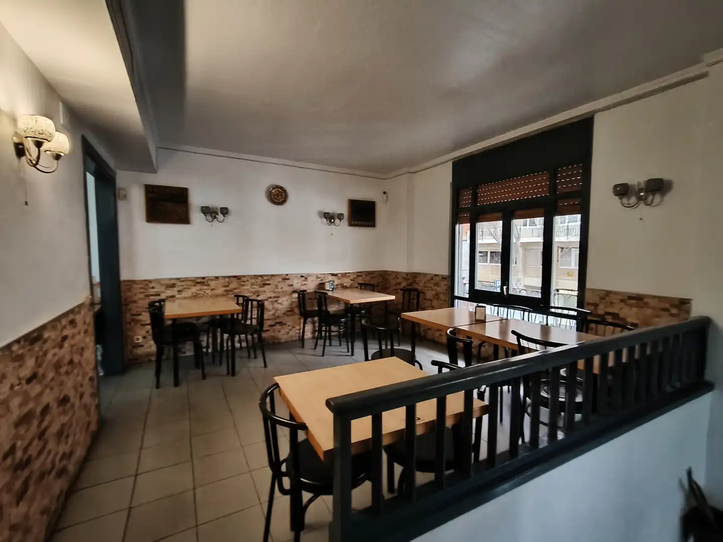 Local en traspaso en Barcelona con Terraza y Amueblado
