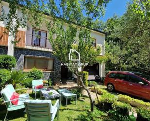 Vista exterior de Casa o xalet en venda en Osor amb Calefacció, Jardí privat i Terrassa