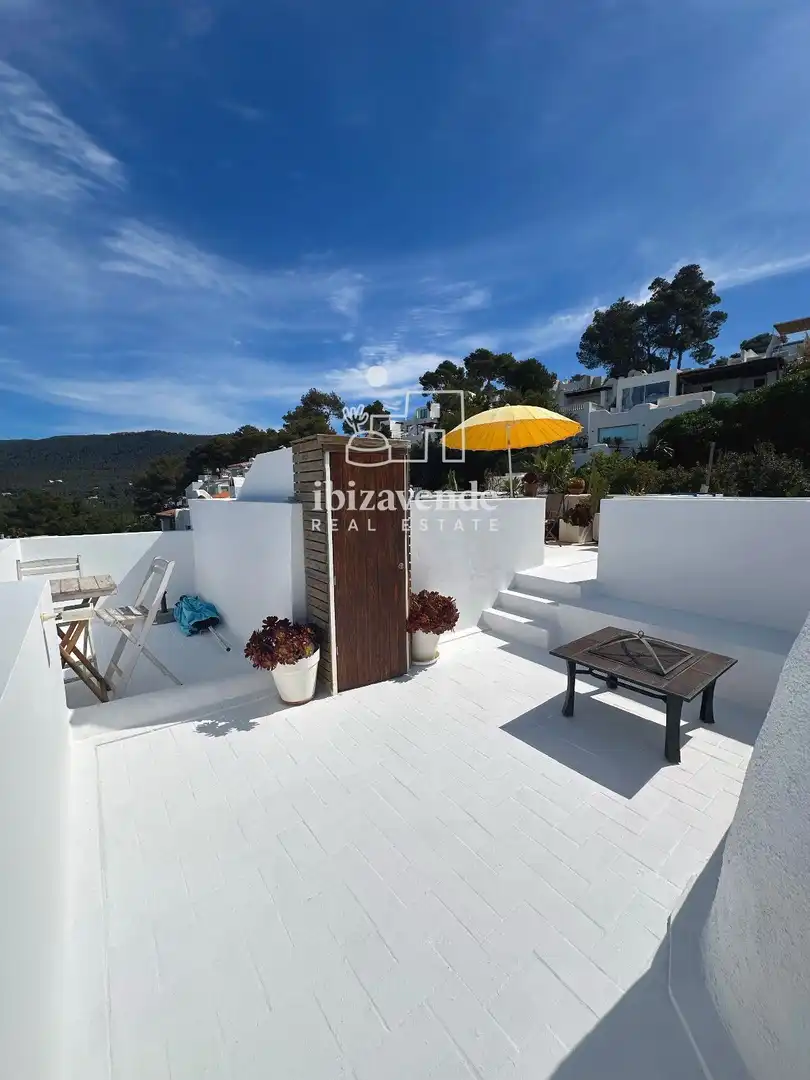 Außenansicht von Wohnung zur Miete in Sant Josep de sa Talaia mit Klimaanlage, Terrasse und Möbliert