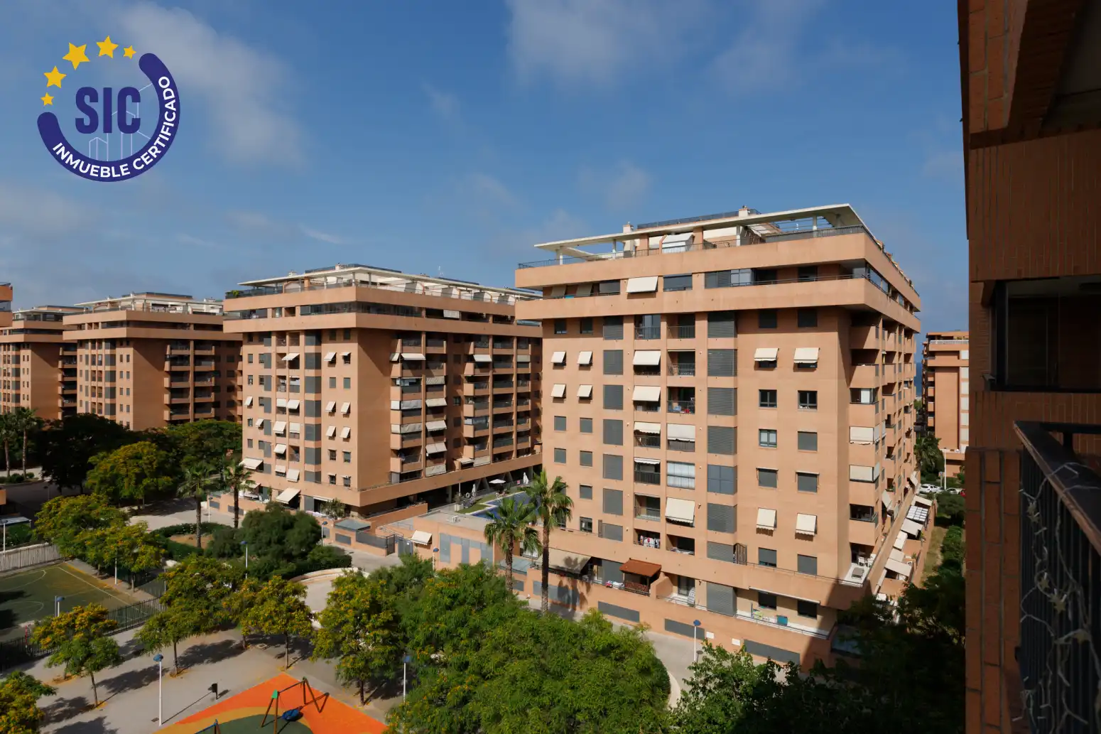 Vista exterior de Pis en venda en Alboraya amb Aire condicionat, Calefacció i Jardí privat
