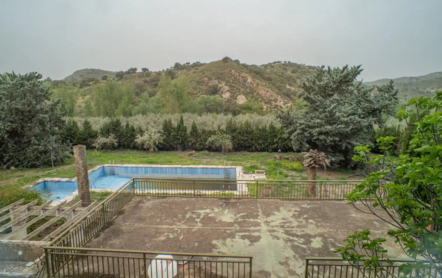 Piscina de Casa o xalet en venda en Loja amb Jardí privat, Terrassa i Piscina