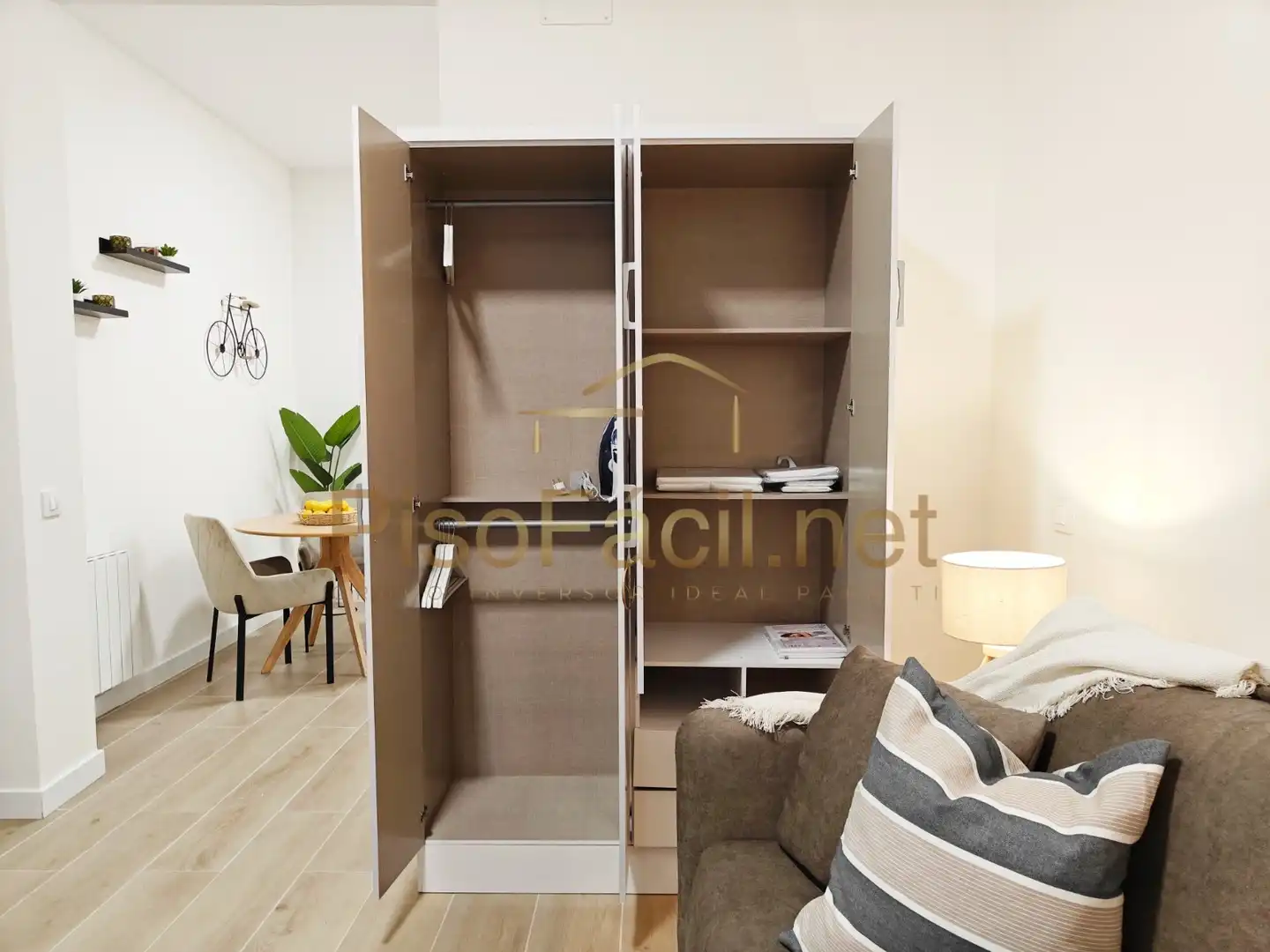 Habitación de Piso en venta en Madrid con Aire acondicionado, Calefacción y Amueblado
