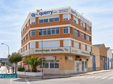 Bureau avec ascenseur à vendre à Calle Caleta de Vélez