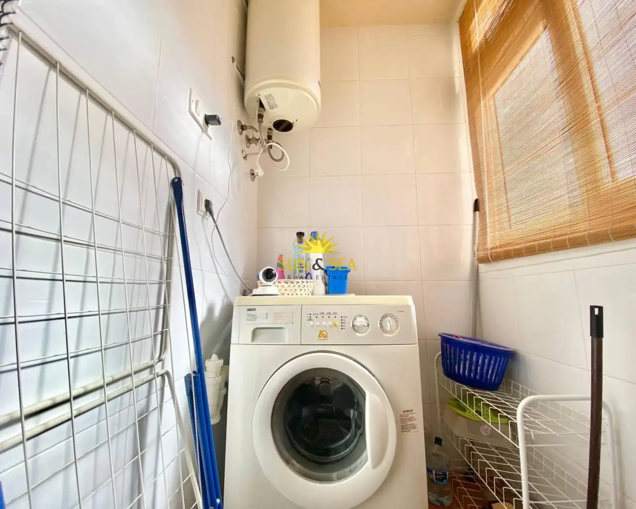 Baño de Apartamento de alquiler en Cartagena con Aire acondicionado, Calefacción y Piscina