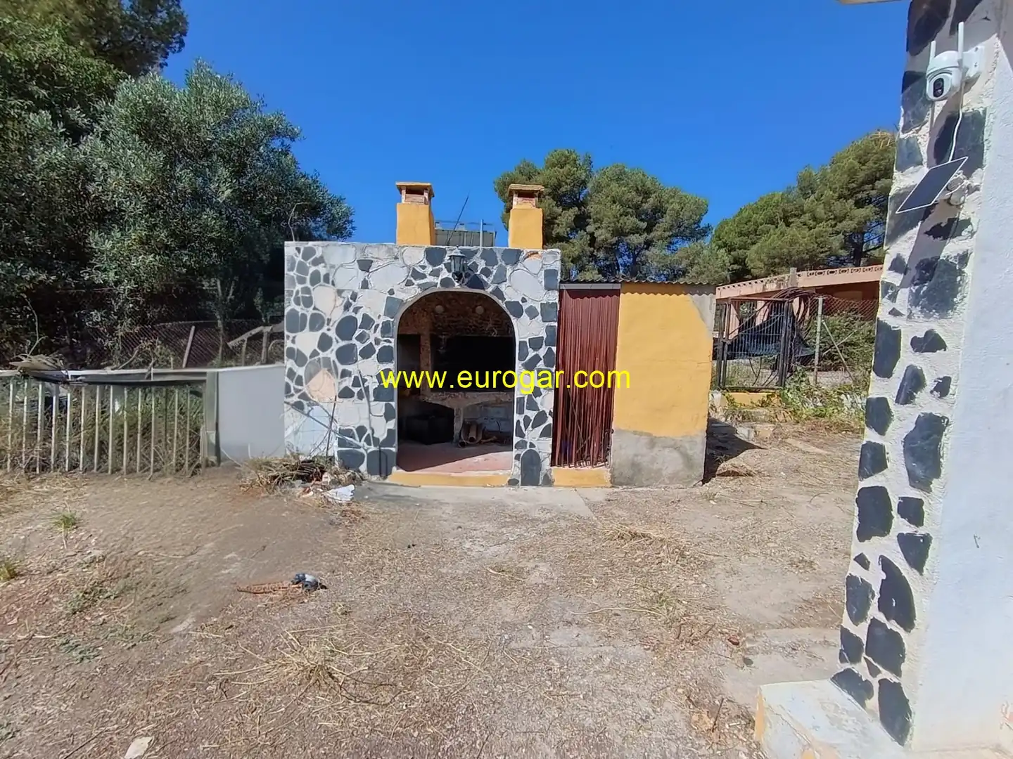 Finca rústica en venta en Chiva con Jardín privado, Terraza y Trastero