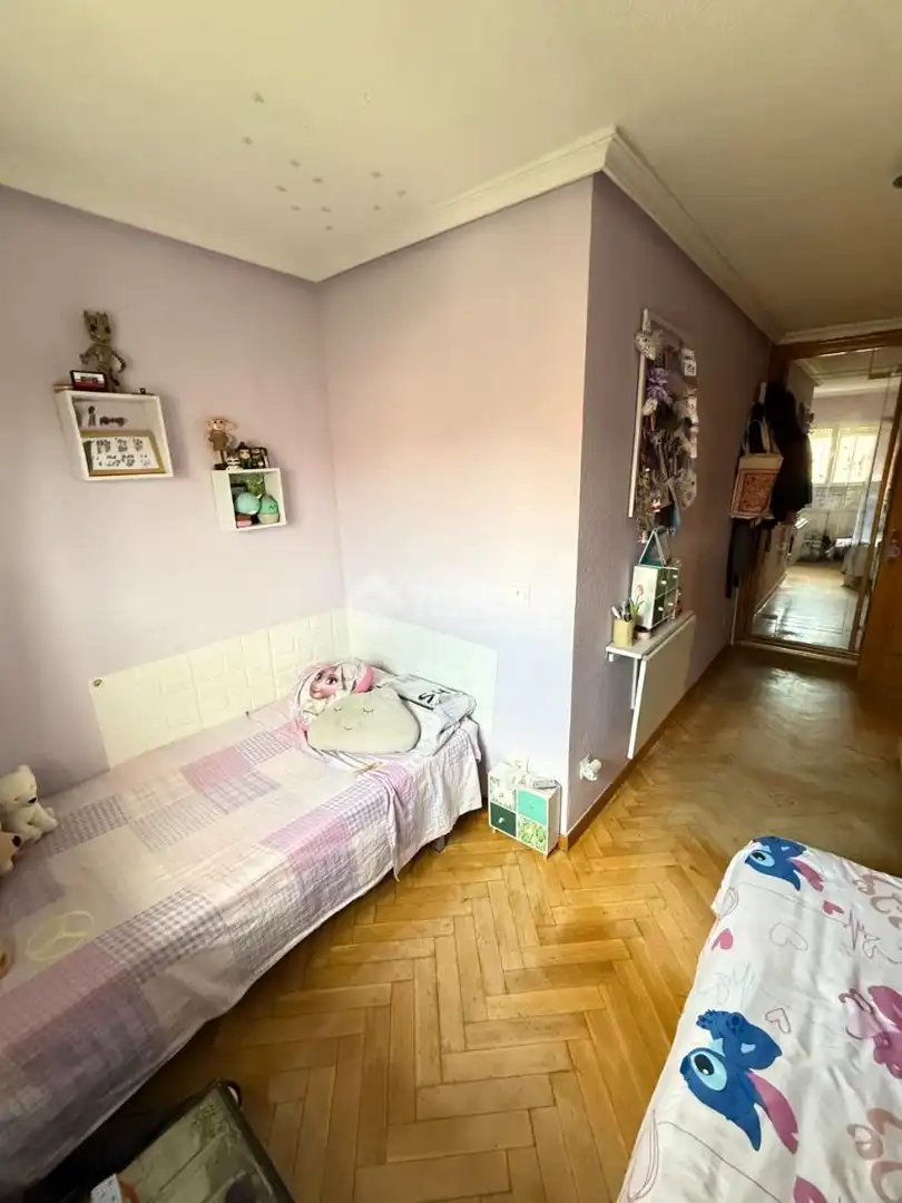 Habitación de Piso en venta en Madrid con Calefacción y Amueblado