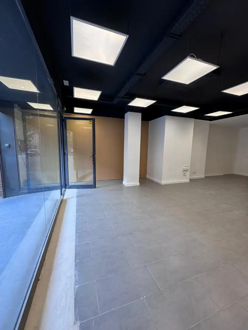Local comercial en alquiler en Martorell, imagen 4