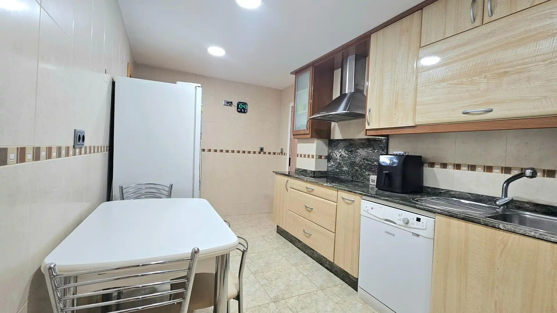 Cocina de Piso en venta en Cartagena con Aire acondicionado y Amueblado