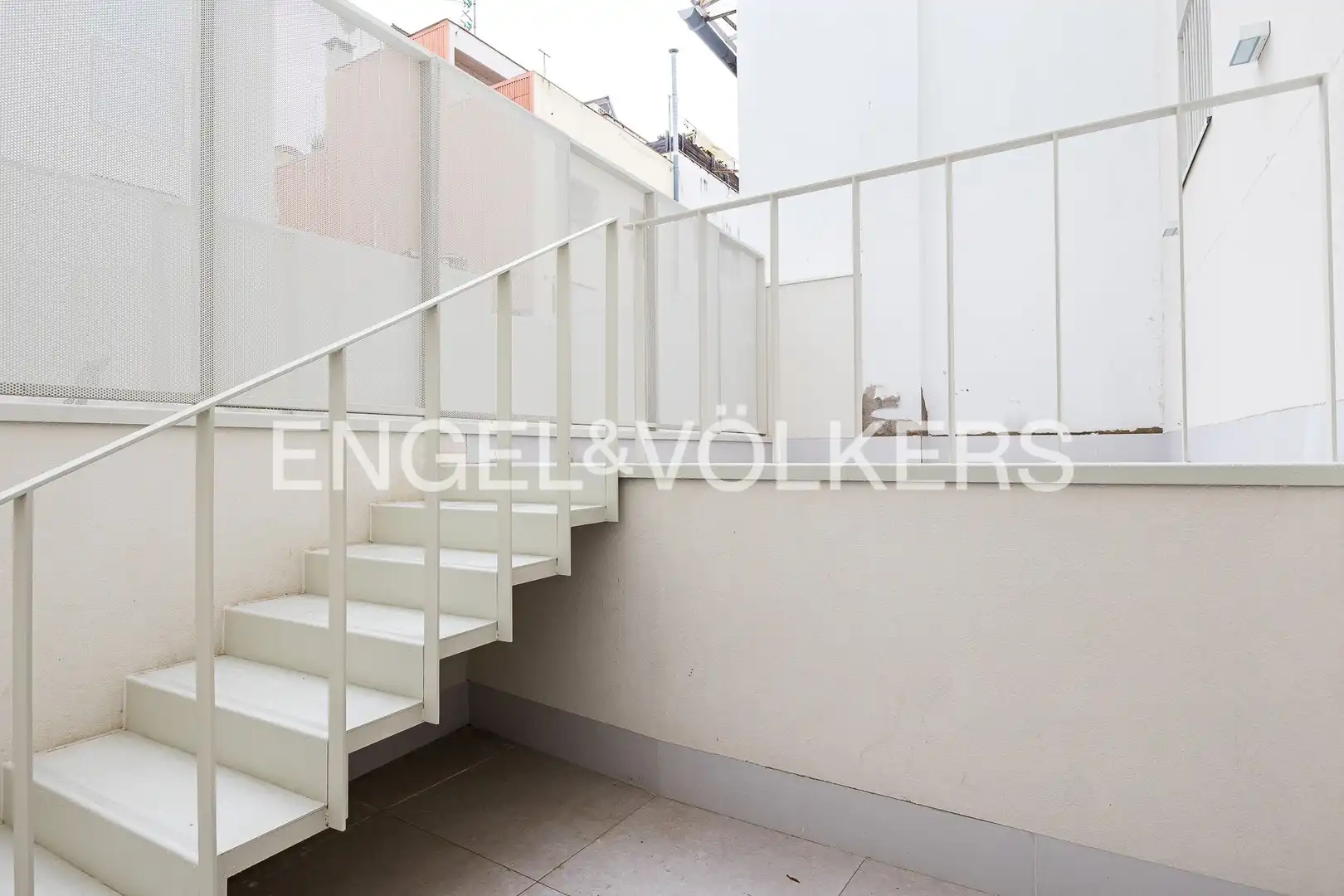 Terrasse von Wohnung zum Verkauf in L'Hospitalet de Llobregat mit Klimaanlage, Heizung und Terrasse