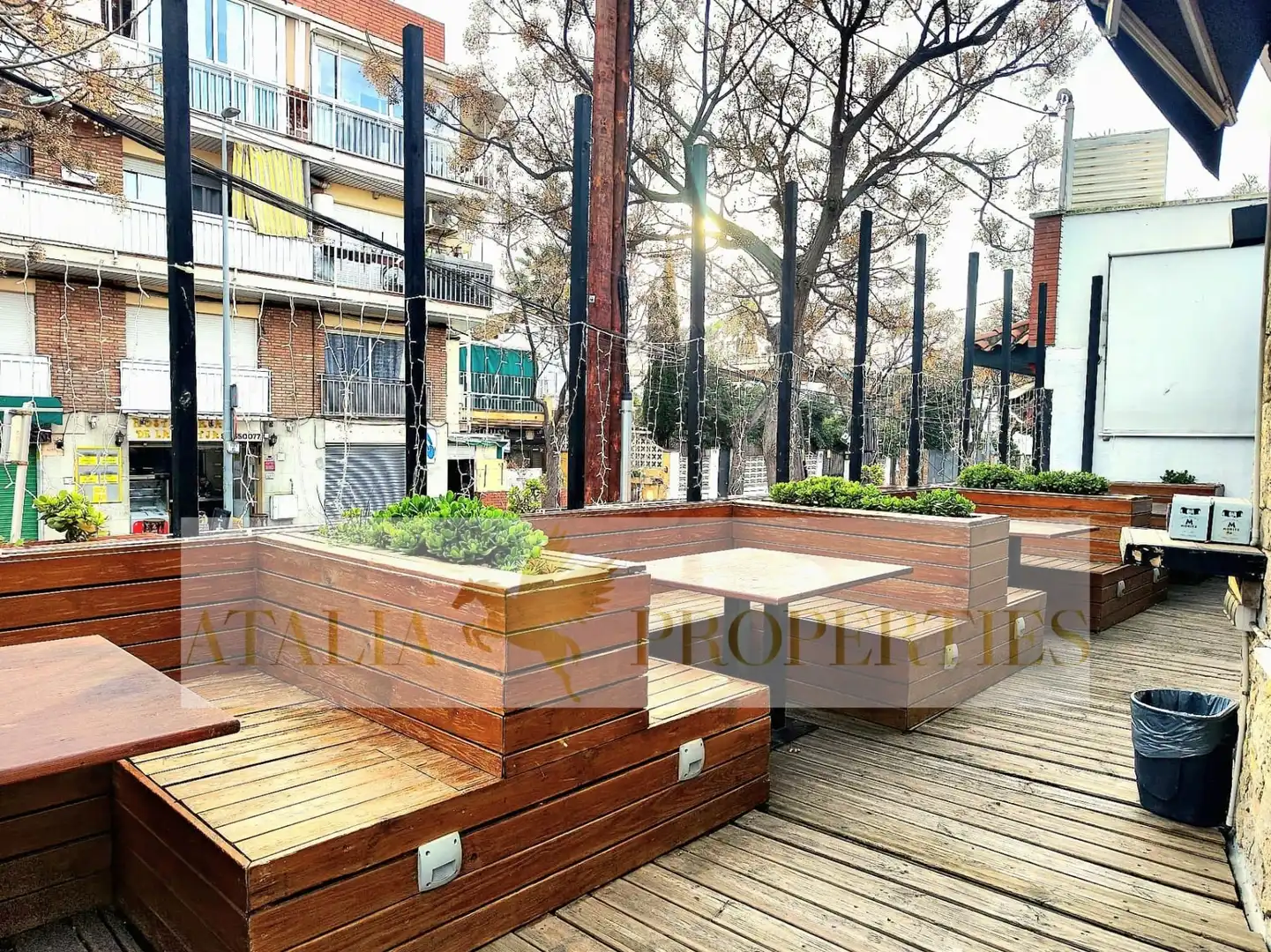 Local comercial en traspaso en Lluminetes