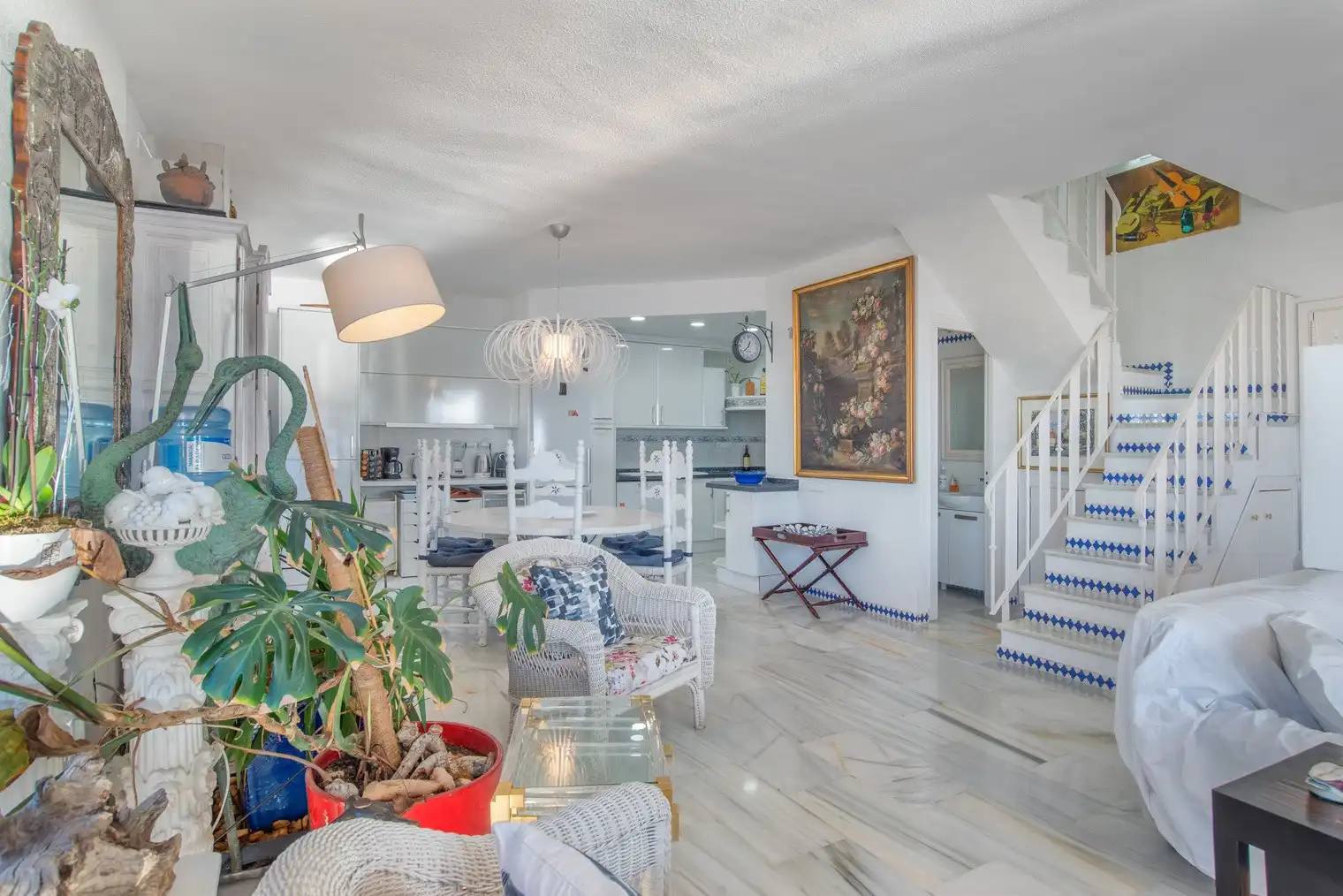Maisonette zur Miete in Estepona mit Klimaanlage, Terrasse und Schwimmbad