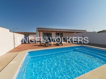 Casa a schiera con piscina in affitto a Las Lagunas - Campano