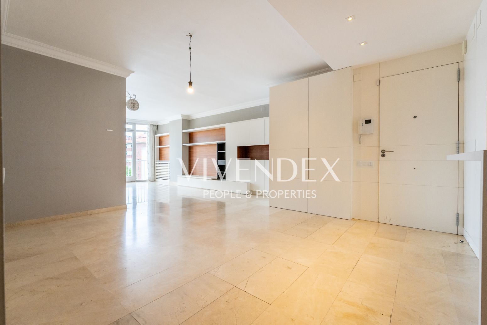 Exterior view of Attic for sale in Reus  with Air Conditioner, Heating and Parquet flooring