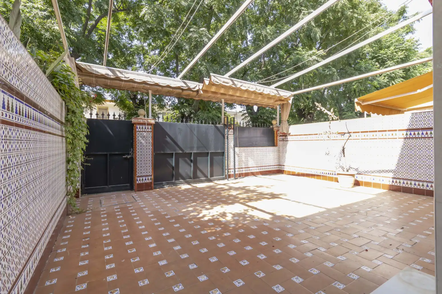 Casa adosada en venda a Tablada