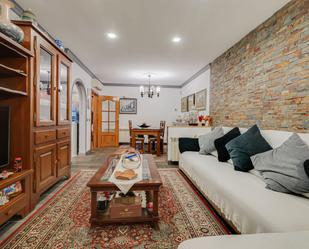 Sala d'estar de Casa o xalet en venda en Granollers amb Aire condicionat, Calefacció i Terrassa