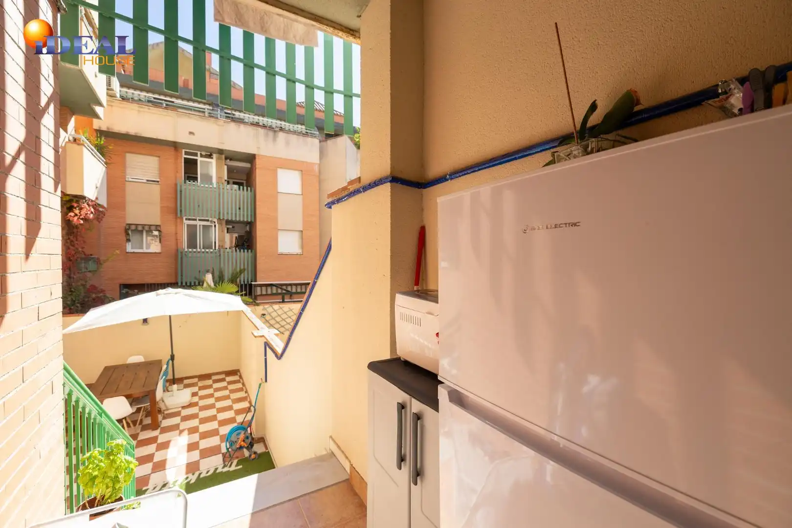 Habitación de Piso en venta en Granada con Aire acondicionado, Calefacción y Terraza