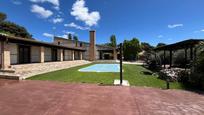 Jardí de Casa o xalet en venda en Hontoba amb Aire condicionat, Calefacció i Jardí privat