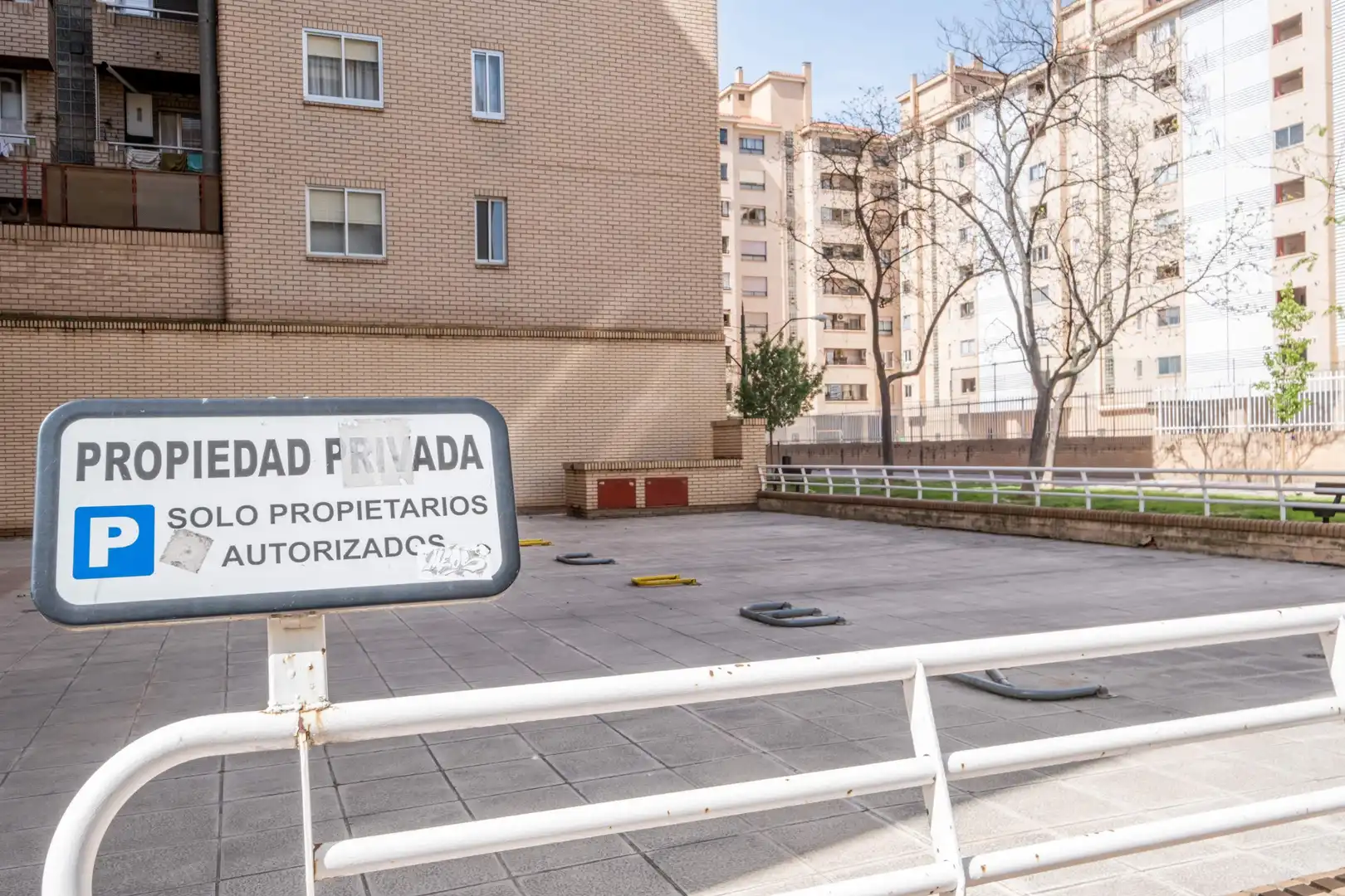 Parking of Commercial properties for sale in Zaragoza