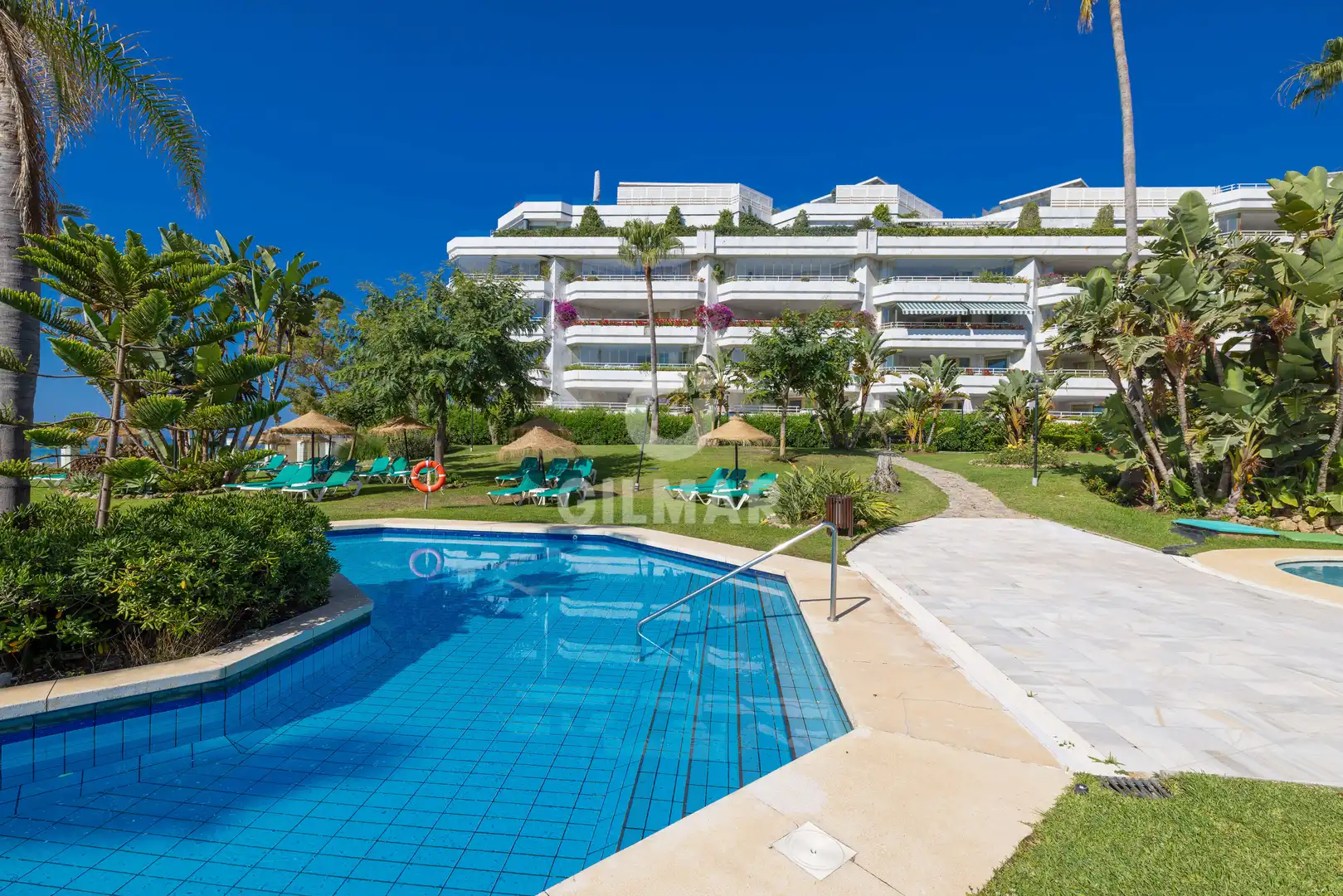 Jardí de Apartament en venda en Marbella amb Calefacció, Jardí privat i Traster