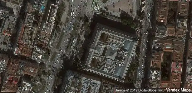 Piso en venta en  Madrid Capital