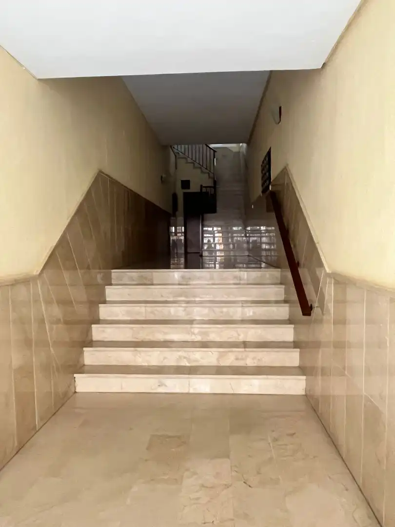 Piso en venta en Calle 28 de Febrero, 28, Avenida Juan Diego