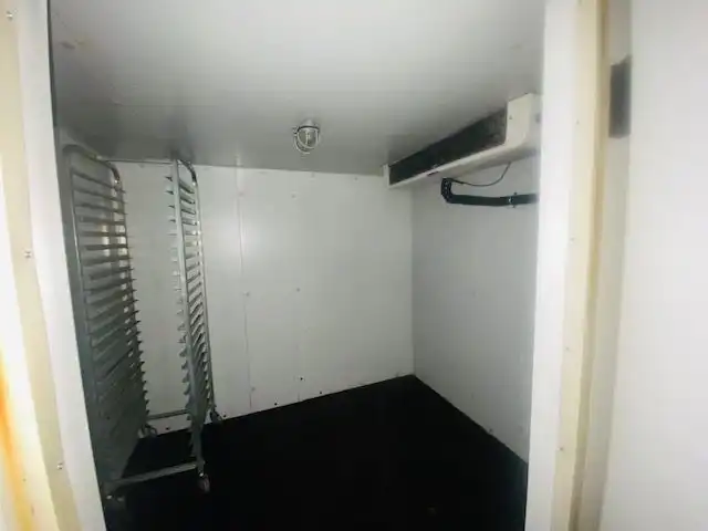 Local en venta en Ripollet con Aire acondicionado