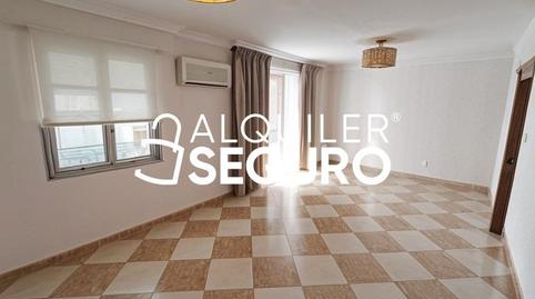 Photo 5 of Flat to rent in Ciudad de Carcagente, Parque Alcosa, Sevilla