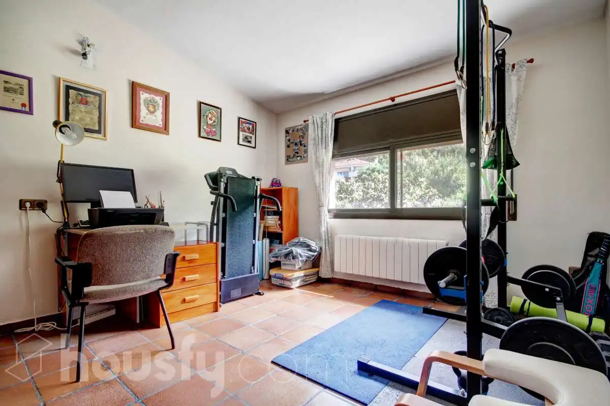 Casa con piscina en venta en Avinguda de Corbera ., imagen 18
