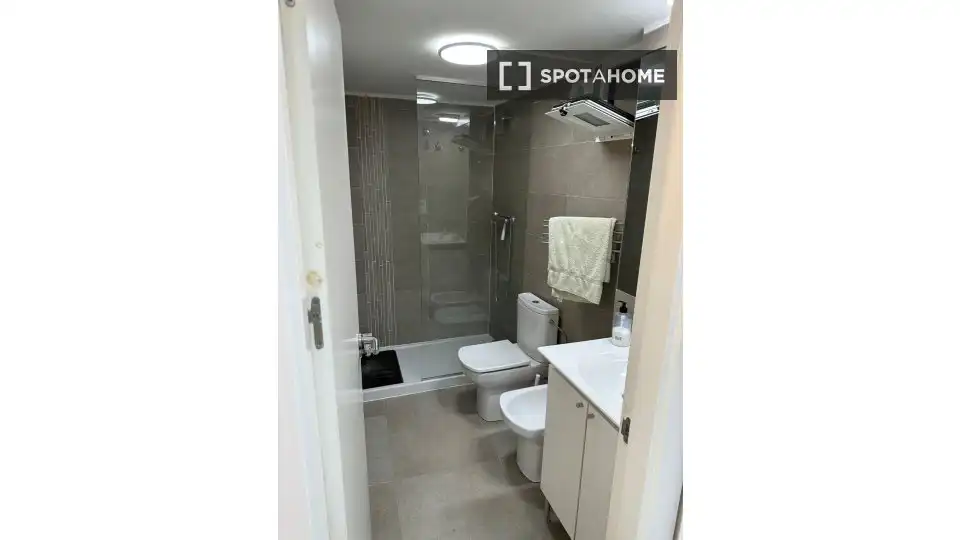 Habitación en Centro - Puerto Viejo