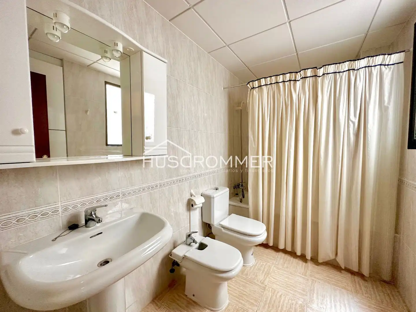 Houses for sale in calvario, El Pilar