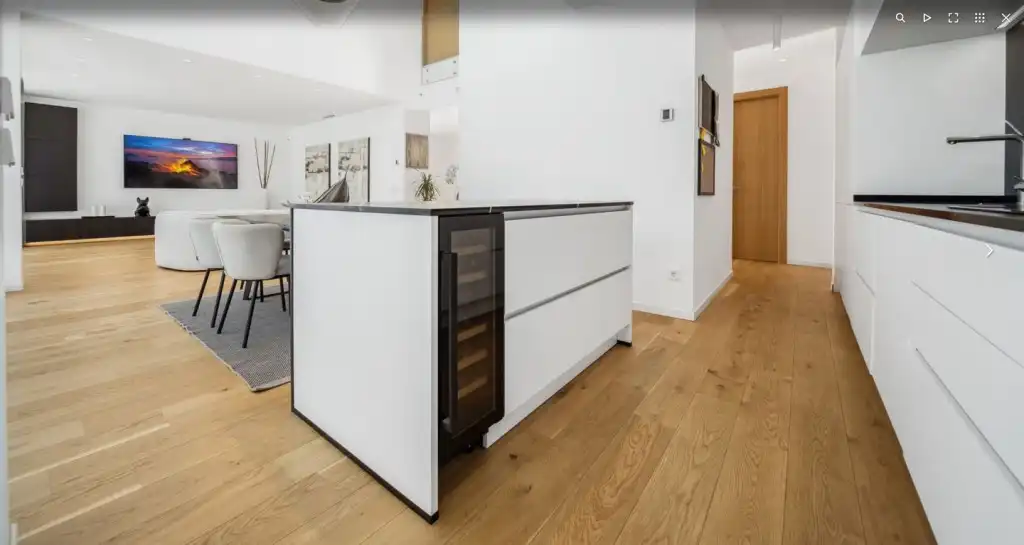 Chalet con piscina en venta en Elviria - Cabopino, imagen 3