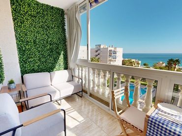 Apartment with pool to rent in Avenida Costa Blanca 19