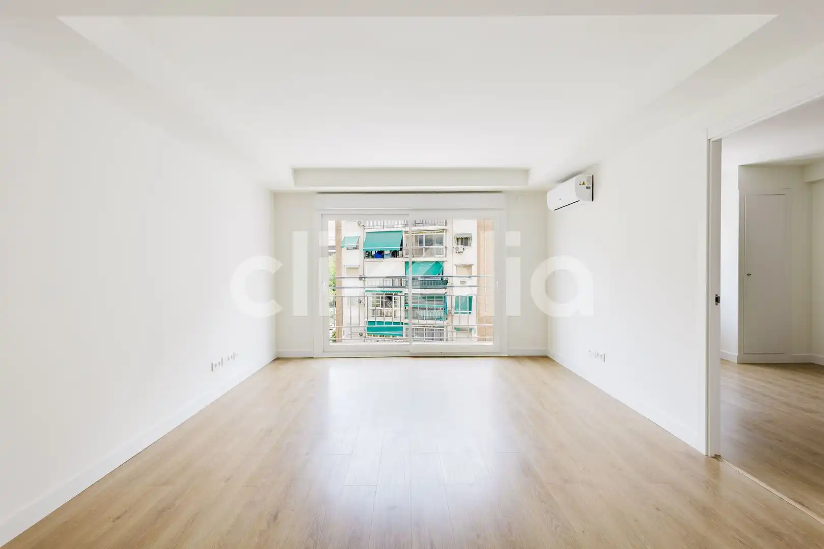 Sala d'estar de Pis en venda en Málaga amb Aire condicionat i Terrassa