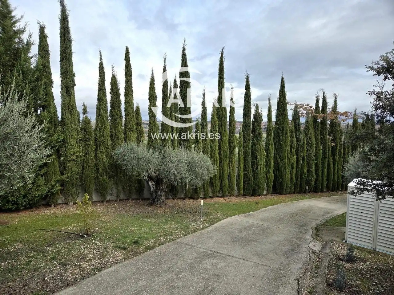 Houses for sale in Calle Monasterio Santa María la Real, Los Cigarrales-La Bastida