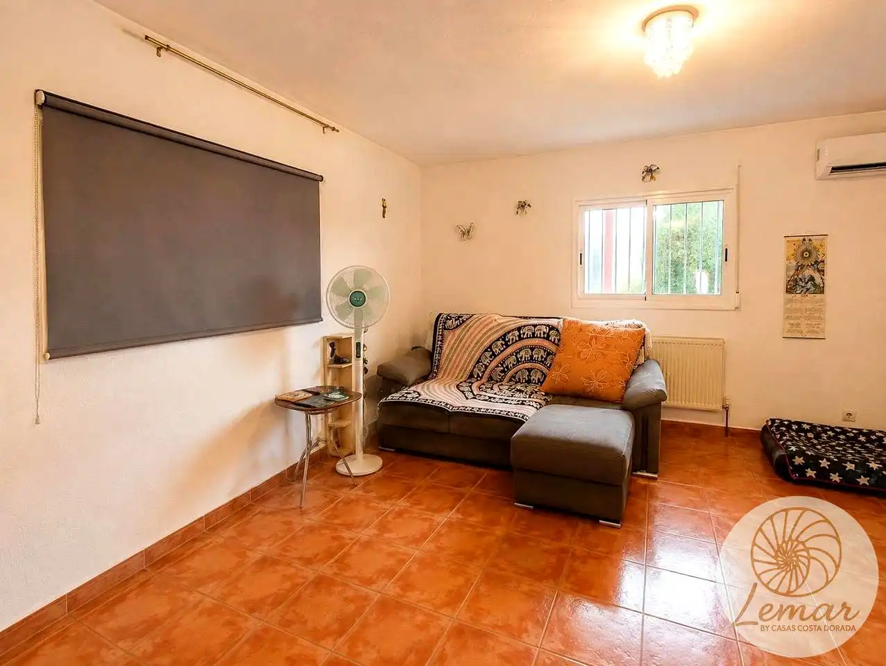 Wohnzimmer von Country house zum Verkauf in L'Ametlla de Mar  mit Klimaanlage, Heizung und Privatgarten