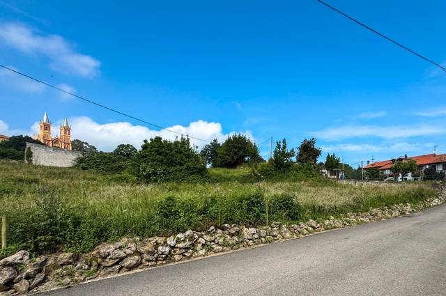 Terreno residencial en Venta en Barrio Cóbreces, 173A en Alfoz de Lloredo