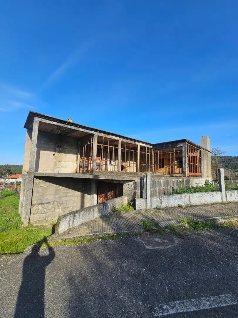 Haus mit Garten zum Verkauf in Rua Xestosa 74