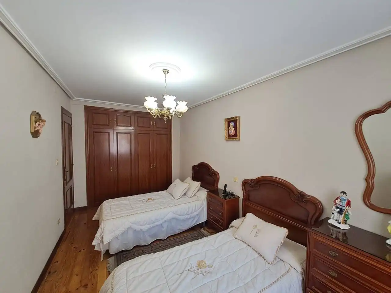 Habitación de Piso en venta en Burgos con Calefacción