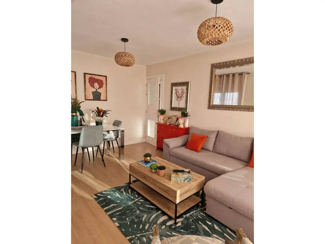 Wohnzimmer von Dachboden zum Verkauf in León Capital  mit Heizung, Parkett und Terrasse