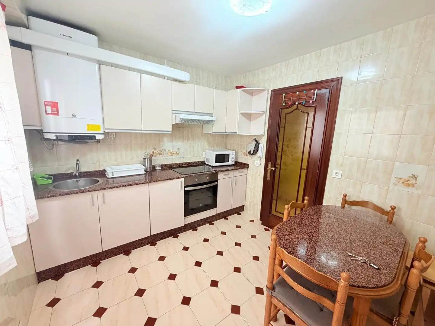 Kitchen of Flat for sale in Oviedo   with Balcony