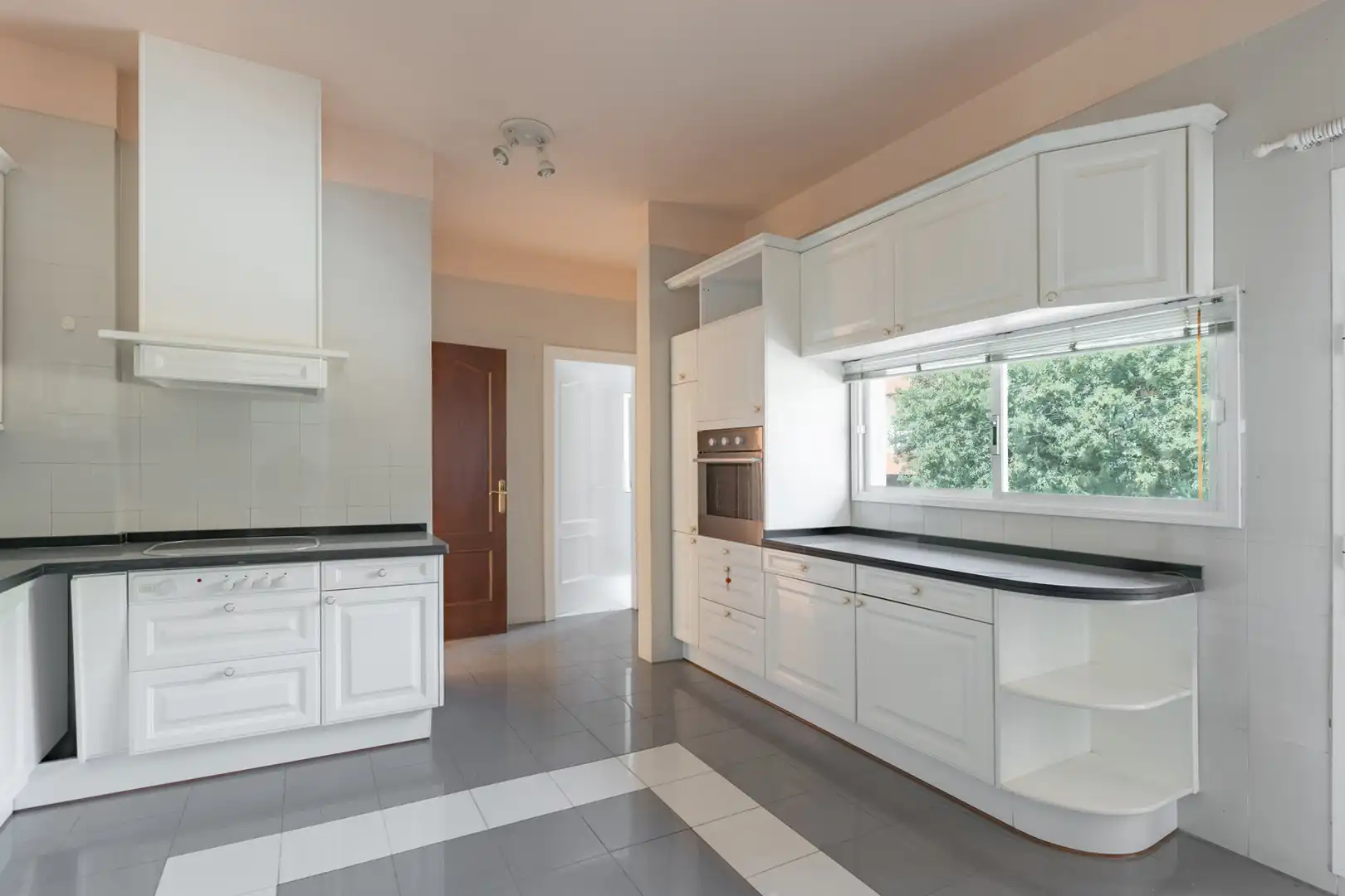 Cocina de Casa adosada en venta en Santa Cruz de Tenerife con Jardín privado, Horno y Balcón