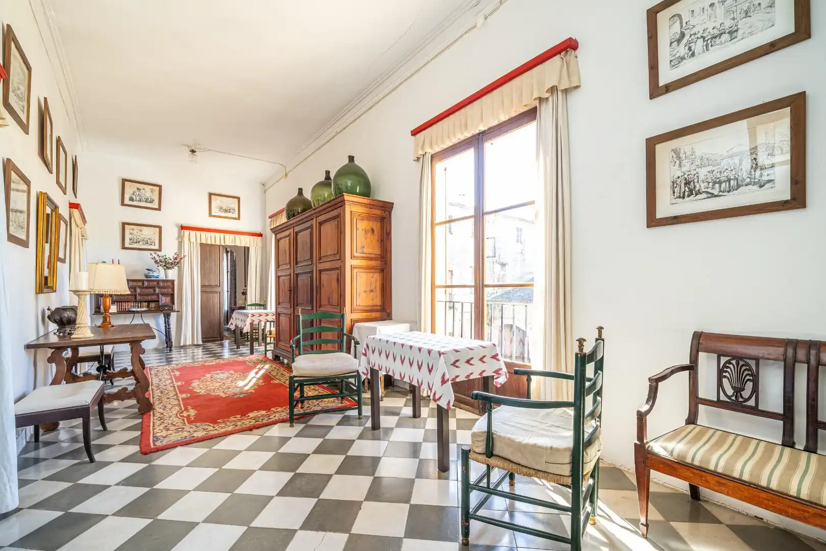Comedor de Edificio en venta en Inca con Alarma y Piscina comunitaria