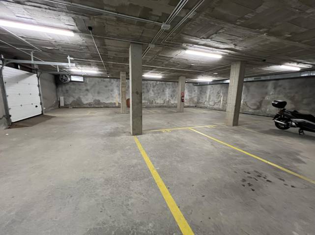 Garaje en Venta en Carrer Teatre en Cadaqués